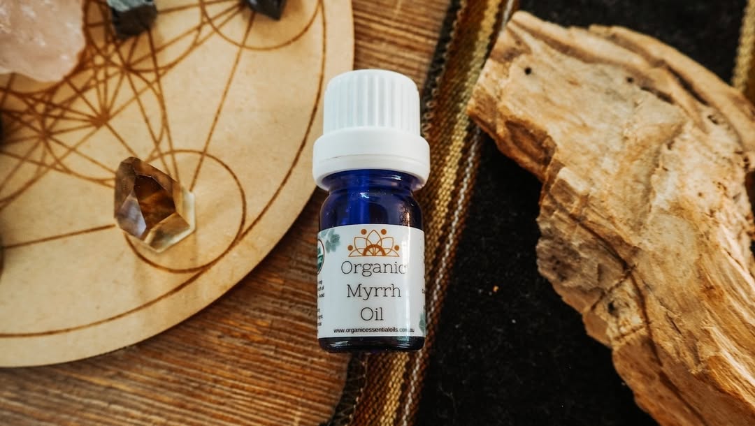 Myrrh Essential Oil - Pure Therapeutic Grade (5ml)